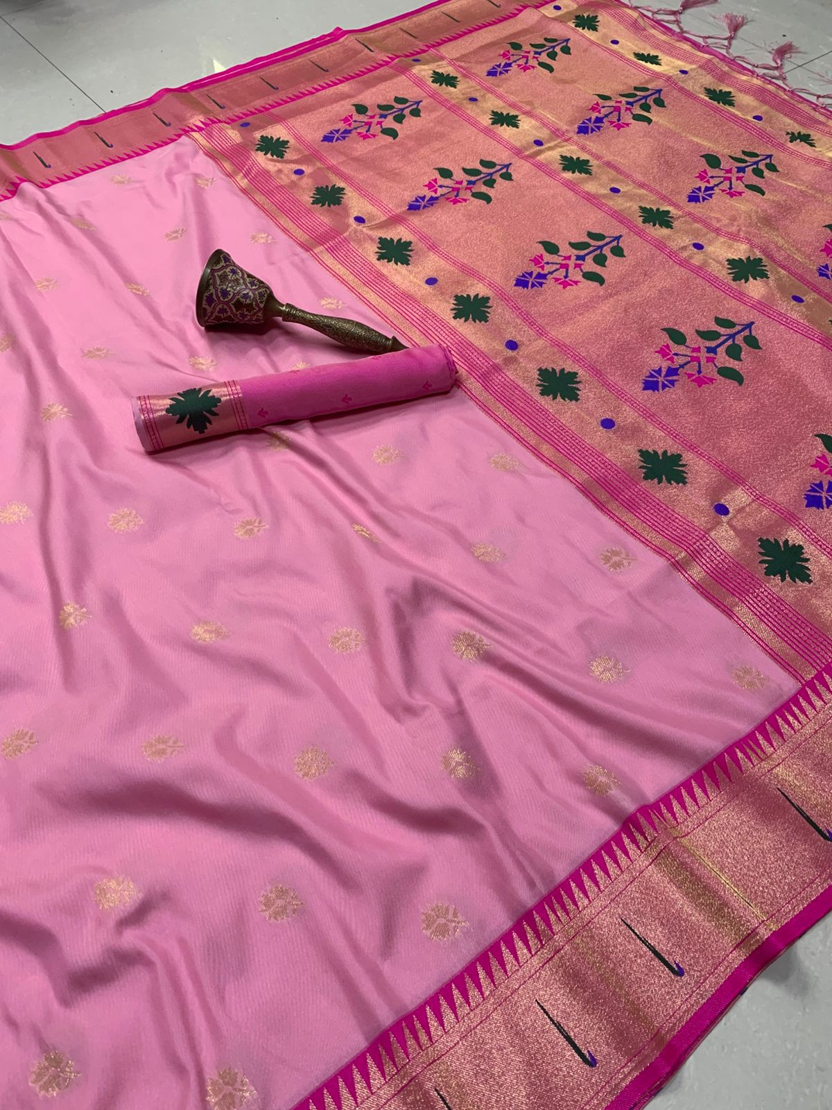 Banaras Silk Saree with Paithani Border in Light and dark Pink colour
